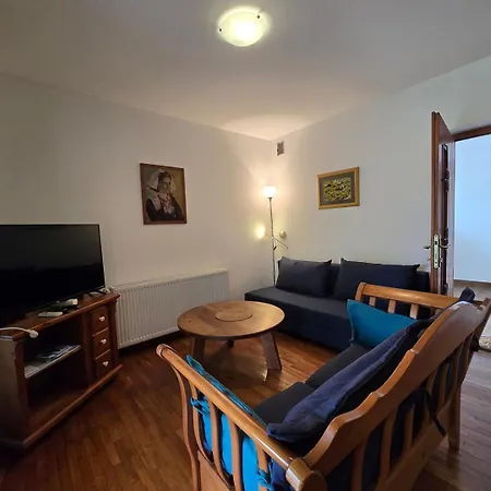 Feriehus House Bianca Gabonjin