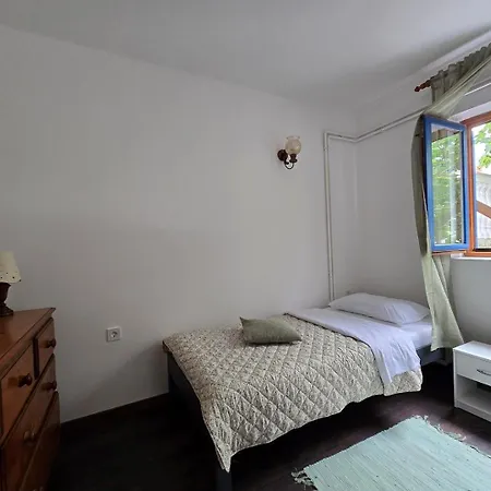 Ferienhaus House Bianca Gabonjin