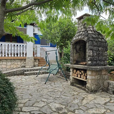House Bianca * Gabonjin