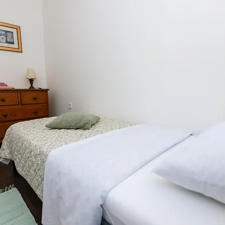 House Bianca Gabonjin