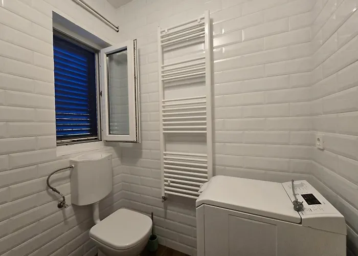 House Bianca * Gabonjin